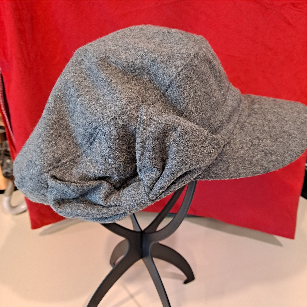 Trixie Gray Wool Hat with Bow Detail